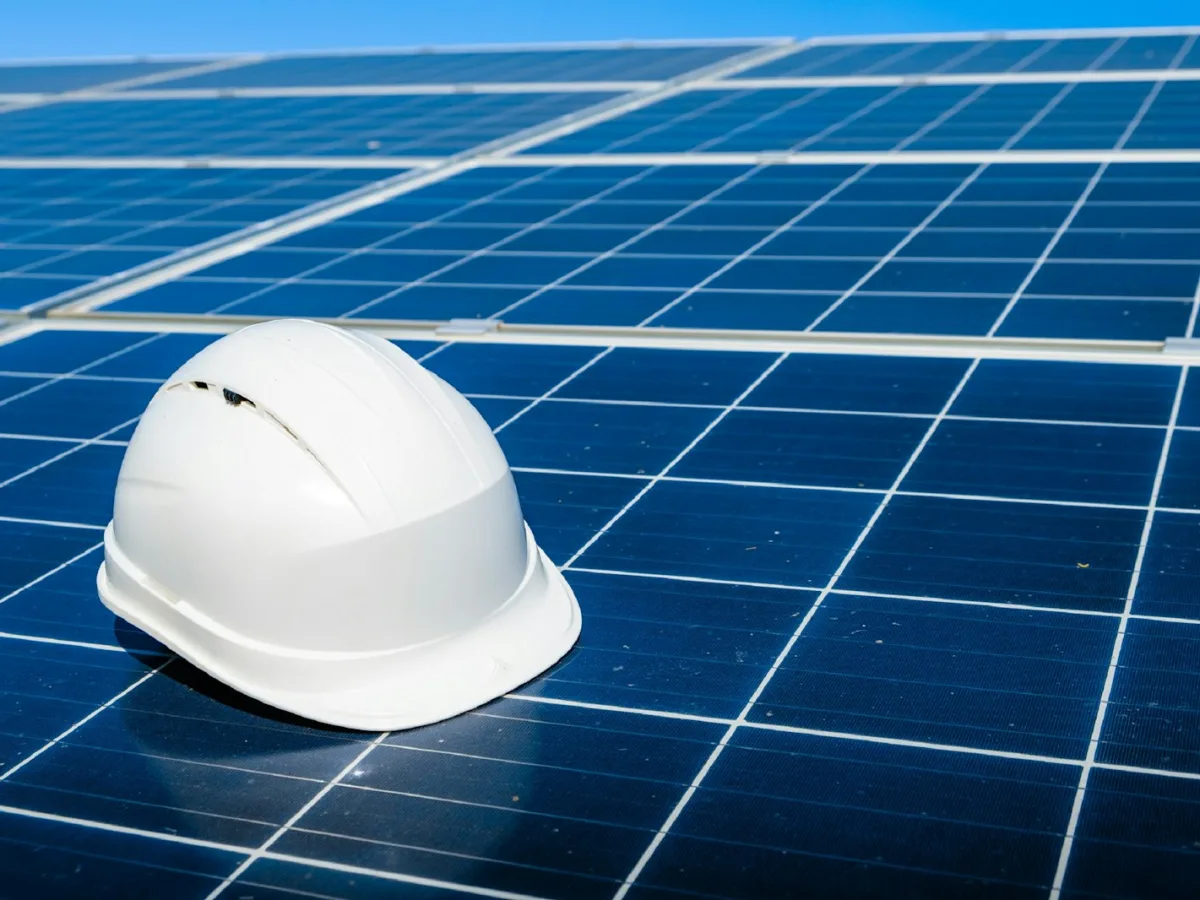 Güneş enerjisi santrali teknik mühendislik ve saha kontrol çalışması