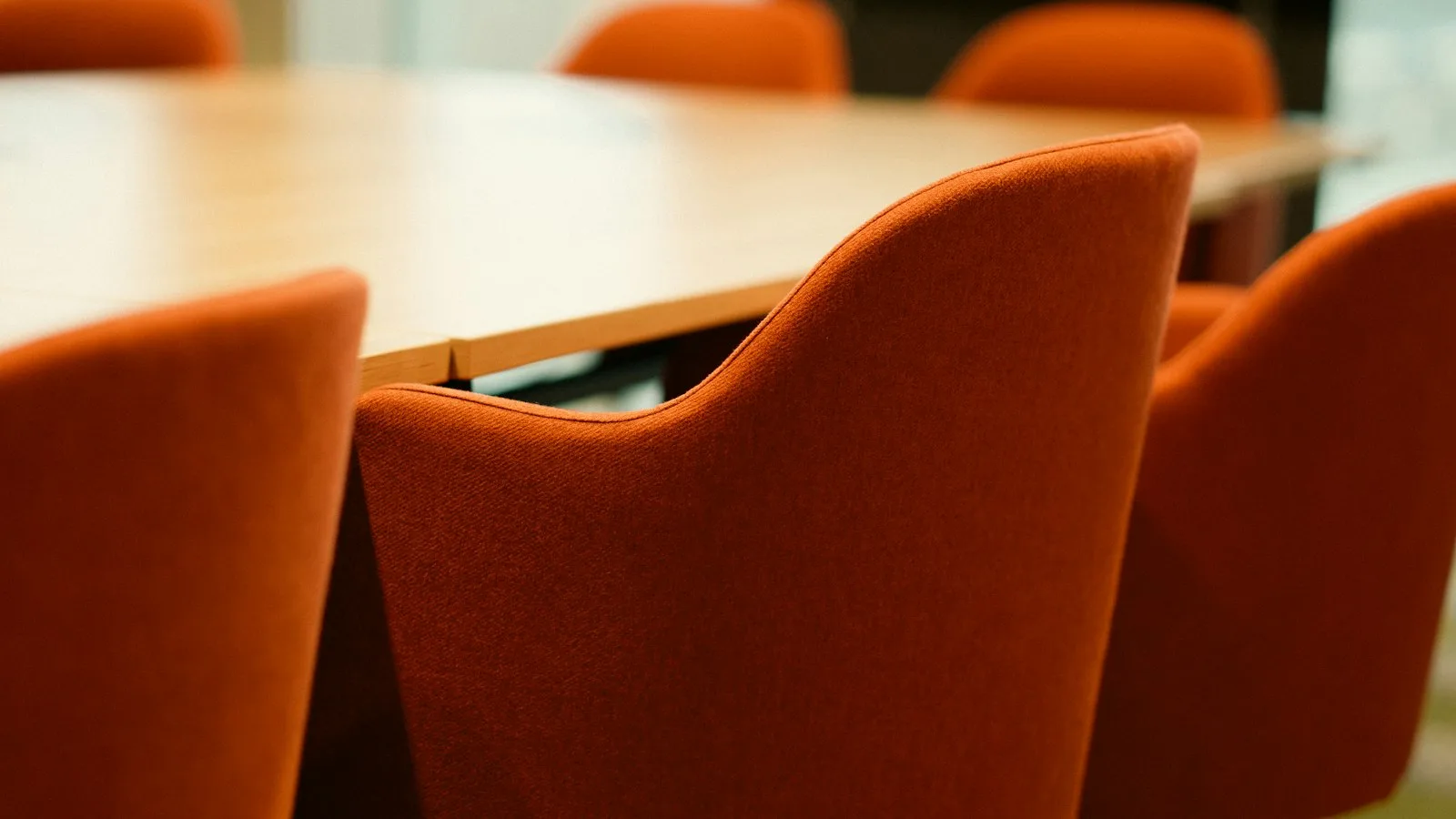 Uluslararası hukuk bürosu ve diplomatik iş merkezi