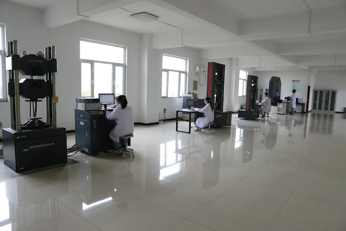Laboratuvar cihaz altyapısı ve analiz alanı
